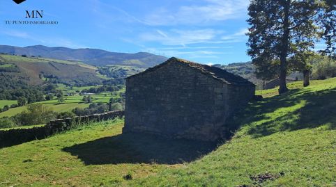 Foto 3 de Finca rústica en venta en San Pedro del Romeral, Cantabria