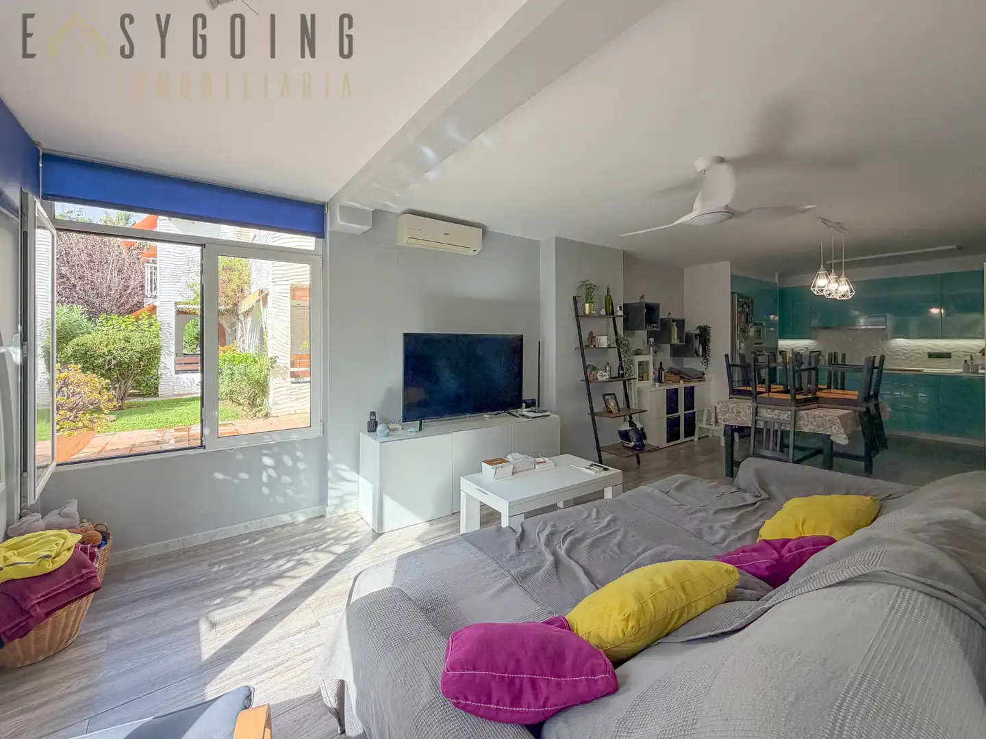 Casa pareada con terraza en venta en Avinguda del Carabasí 116