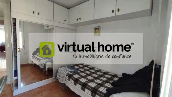 Habitación de Apartamento en venta en Benidorm con Aire acondicionado, Jardín privado y Amueblado