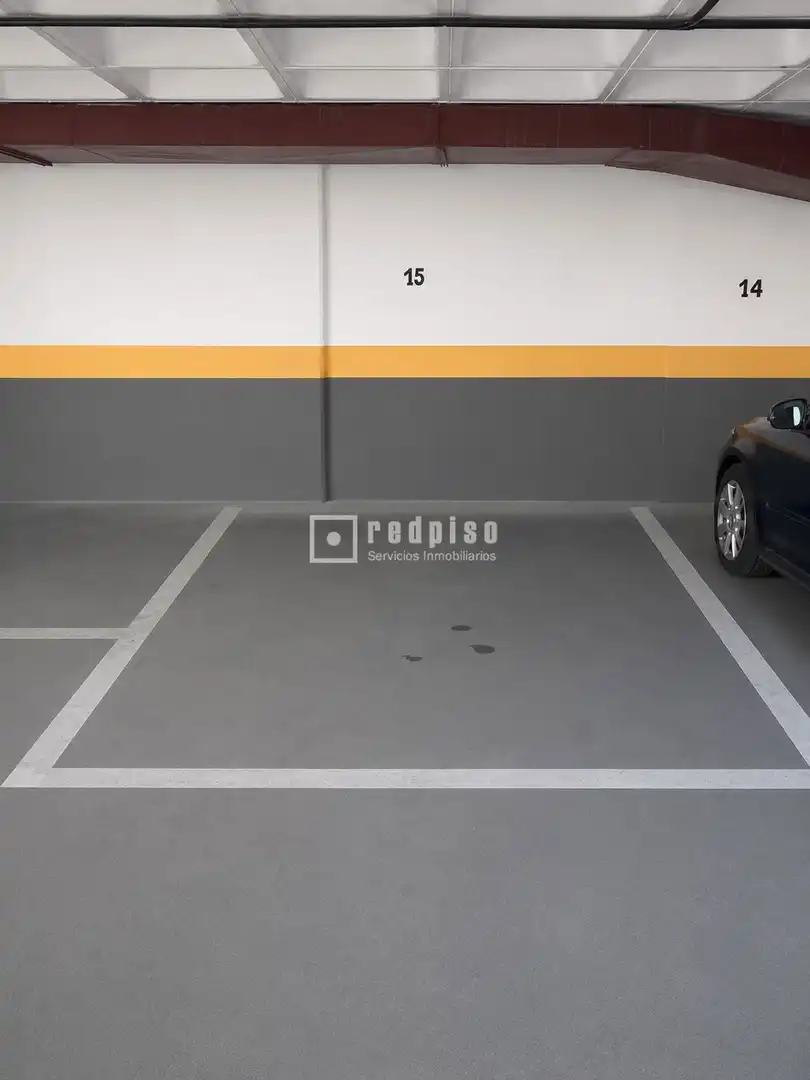 Parking de Garaje en venta en Madrid