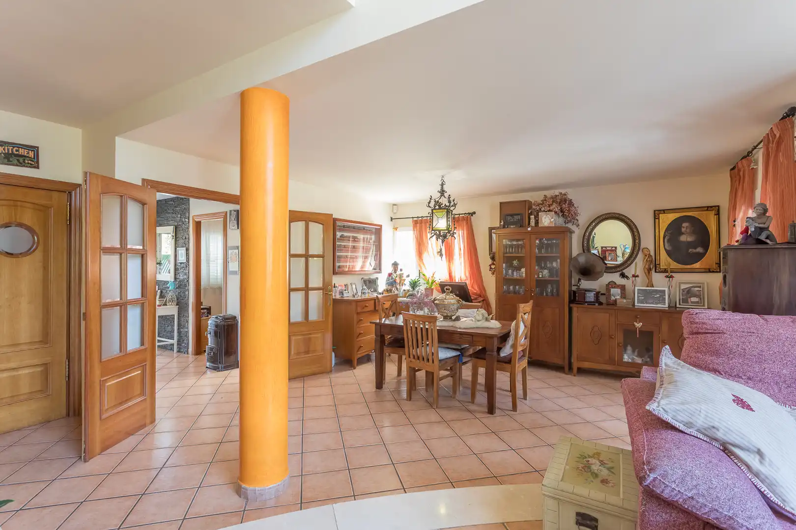 Comedor de Casa o chalet en venta en Gavà con Calefacción, Piscina y Horno
