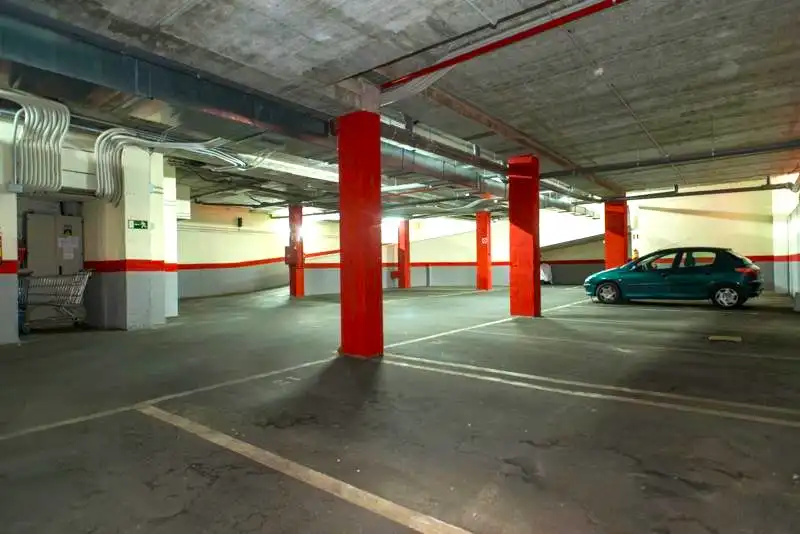 Garage zum Verkauf in CEDRA, Getafe Norte