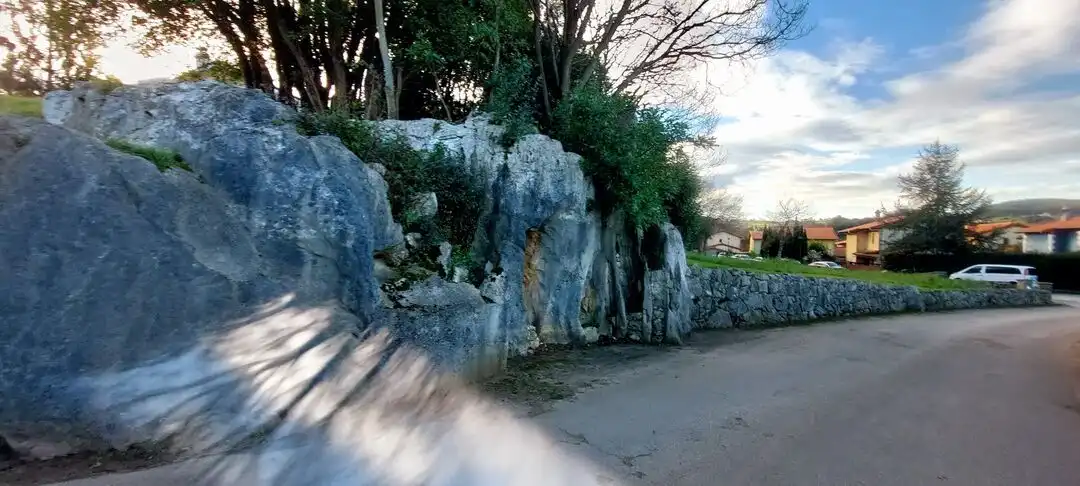 Außenansicht von Haus oder Chalet zum Verkauf in Camargo mit Heizung