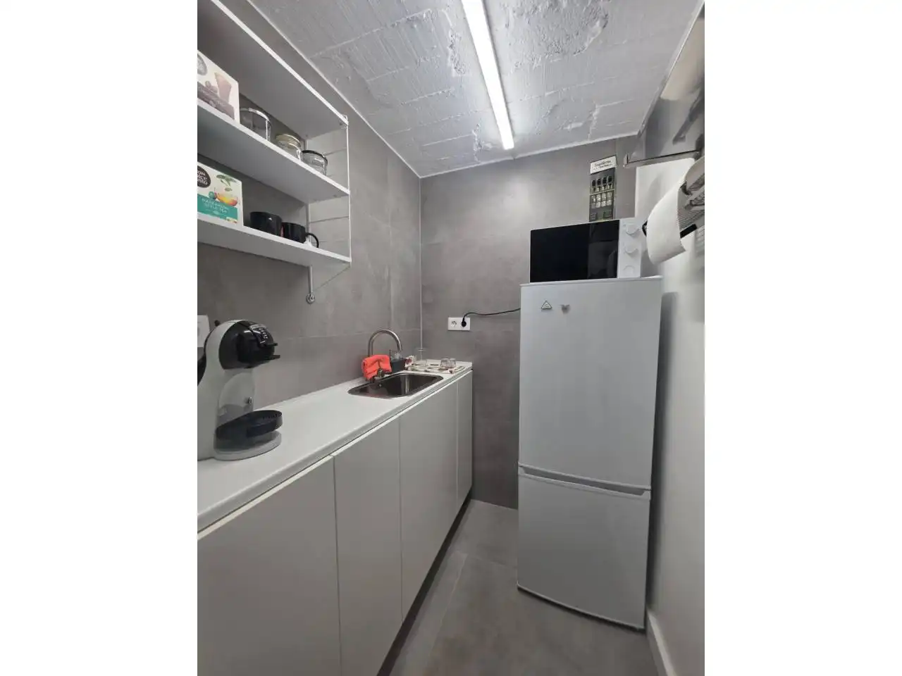 Kitchen of Commercial properties for rent in Manresa  with Air Conditioner and Alarm