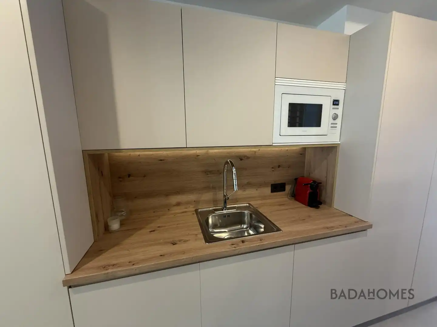 Küche von Büro zur Miete in Badajoz mit Klimaanlage, Heizung und Möbliert