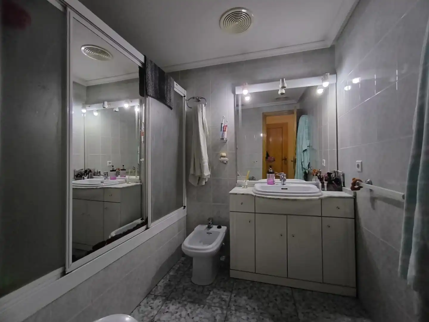 Bathroom of Flat for sale in Molina de Segura  with Air Conditioner