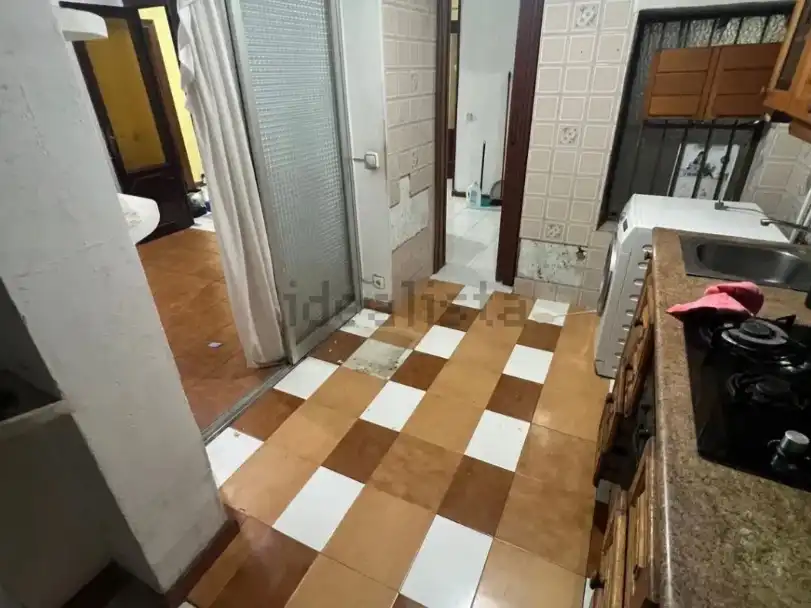 Cocina de Piso en venta en El Arroyo - La Fuente