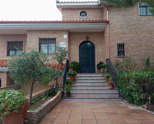 Casa o xalet de lloguer en Linares amb Aire condicionat, Terrassa i Piscina