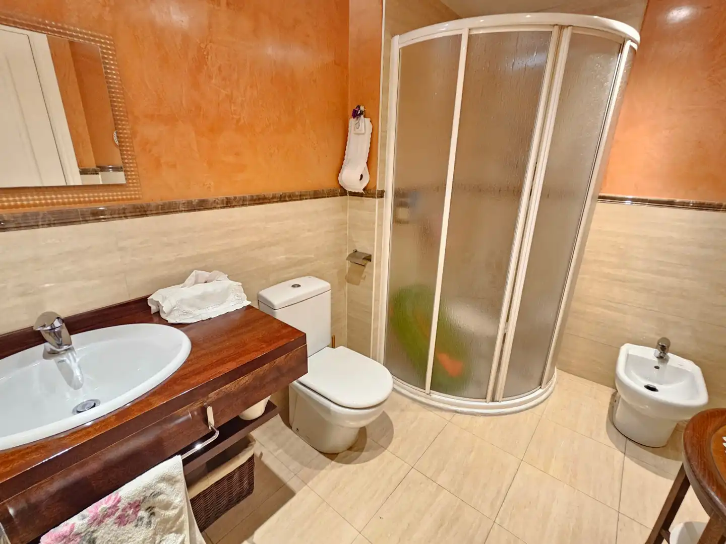 Baño de Ático en venta en Sabadell con Aire acondicionado, Calefacción y Parquet