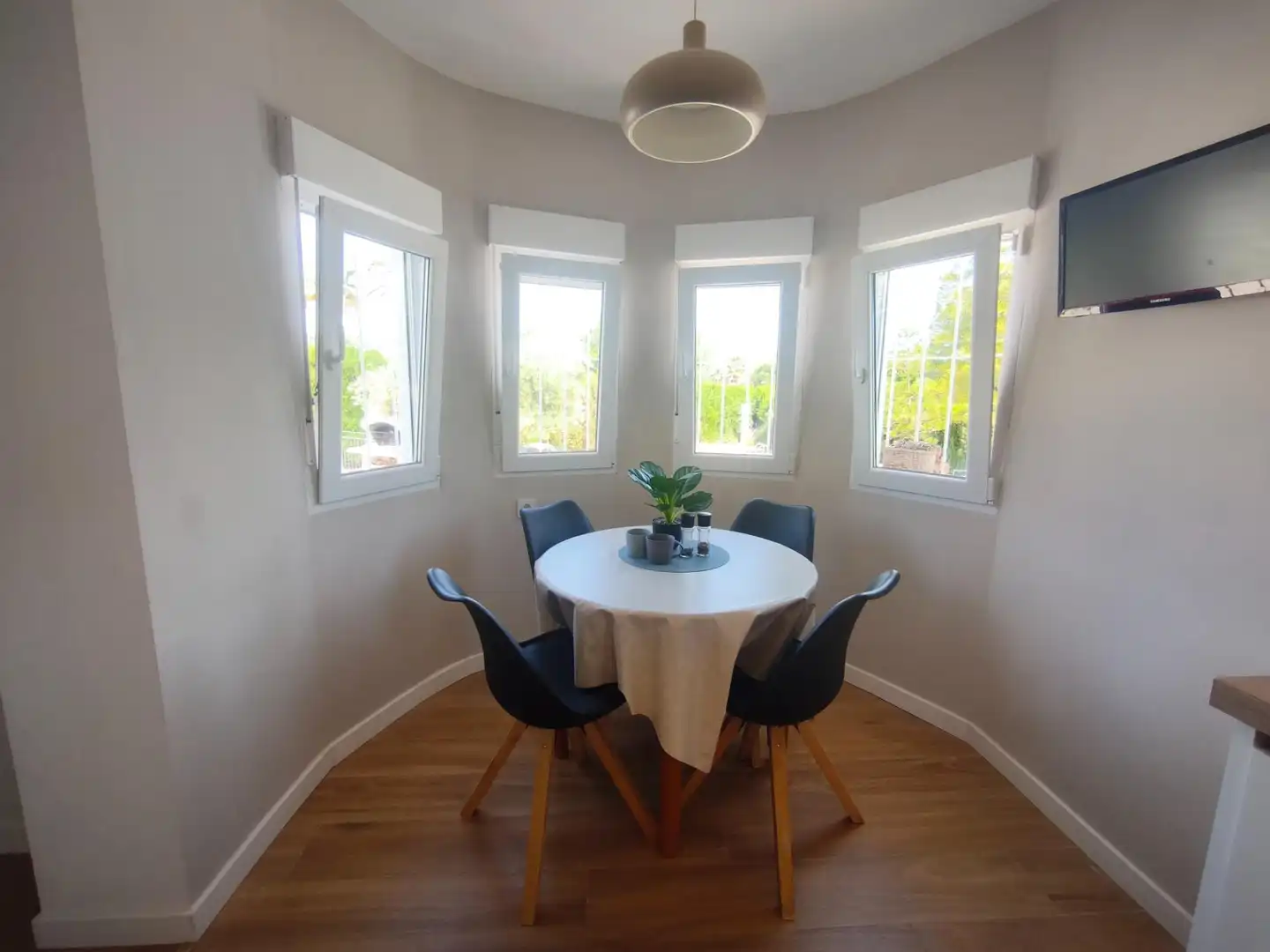 Comedor de Casa o chalet en venta en San Vicente del Raspeig / Sant Vicent del Raspeig con Piscina comunitaria