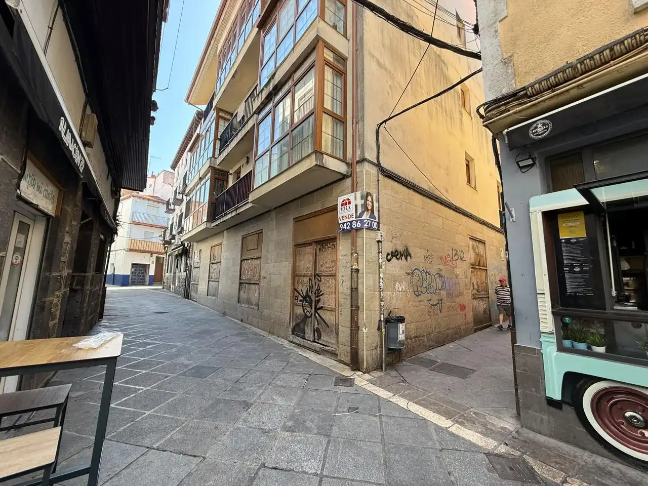 Gewerbefläche zum Verkauf in Cantón La Rua 2, imagen 2