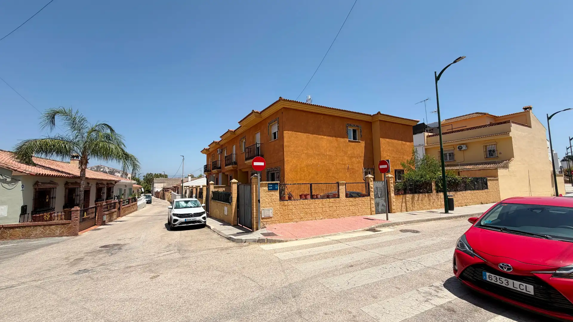 Vista exterior de Casa adosada en venta en Málaga con Terraza