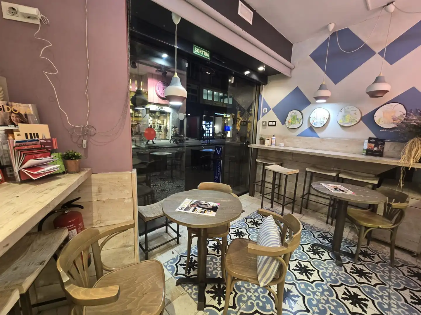 Business premises to rent in Eixample Nord, imagen 3