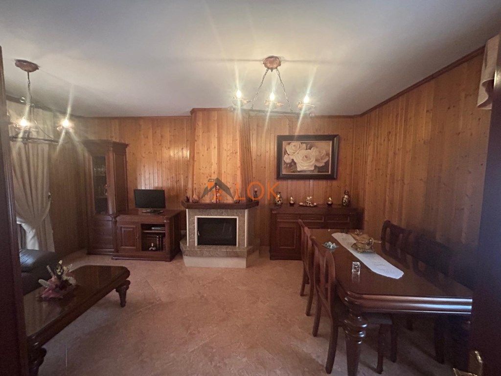 Sala d'estar de Casa o xalet en venda en Yunquera