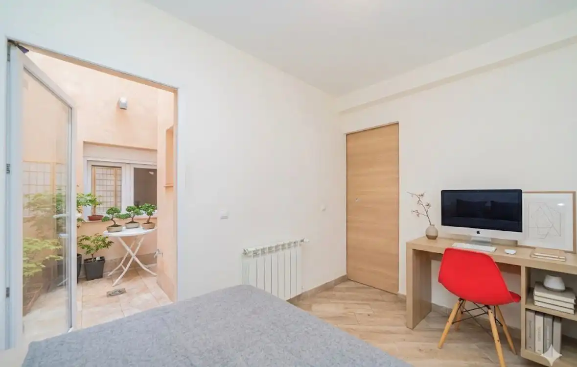 Bedroom of Flat for sale in Las Rozas de Madrid  with Air Conditioner, Heating and Terrace