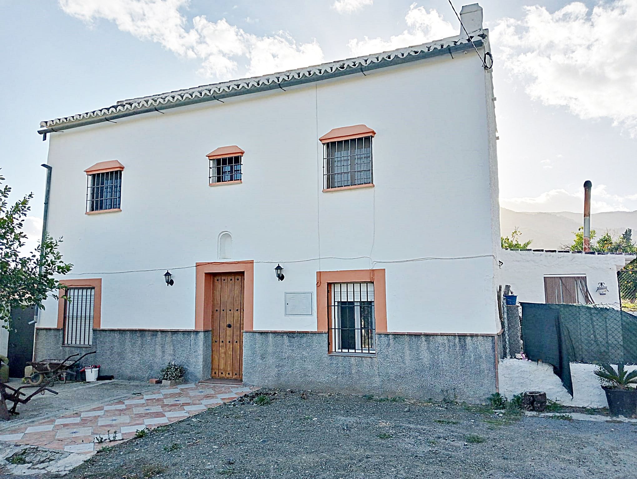Vista exterior de Finca rústica en venda en Carratraca amb Jardí privat, Terrassa i Moblat