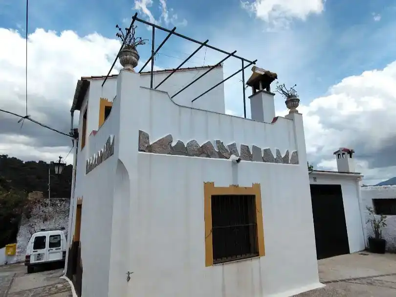 Vista exterior de Casa o xalet en venda en Benarrabá, Málaga