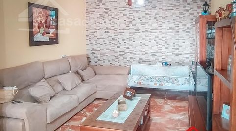 Foto 2 de Casa adosada en venta en Guadalcázar, Córdoba