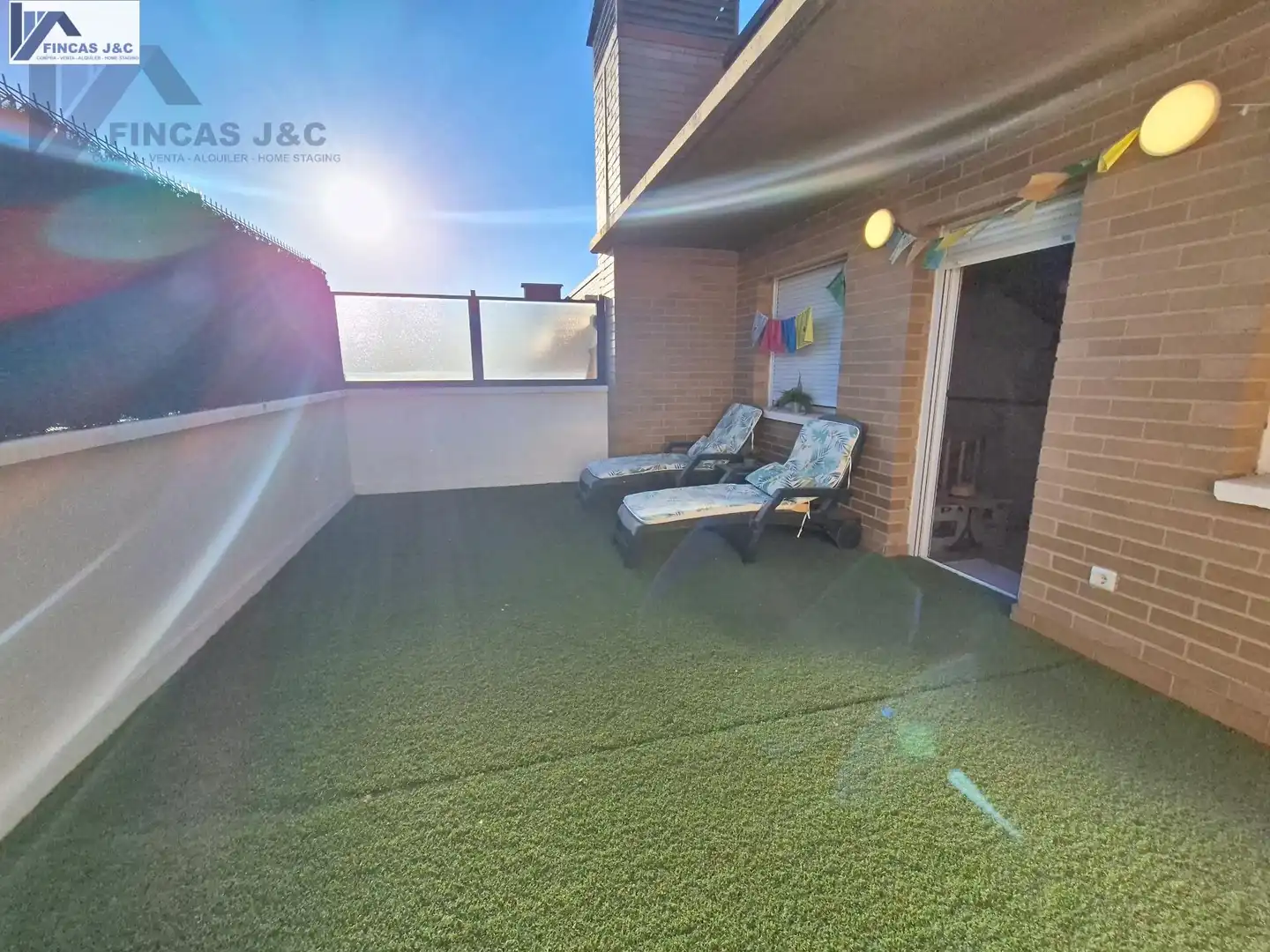 Terraza de Casa adosada en venta en Zaragoza con Aire acondicionado, Calefacción y Jardín privado