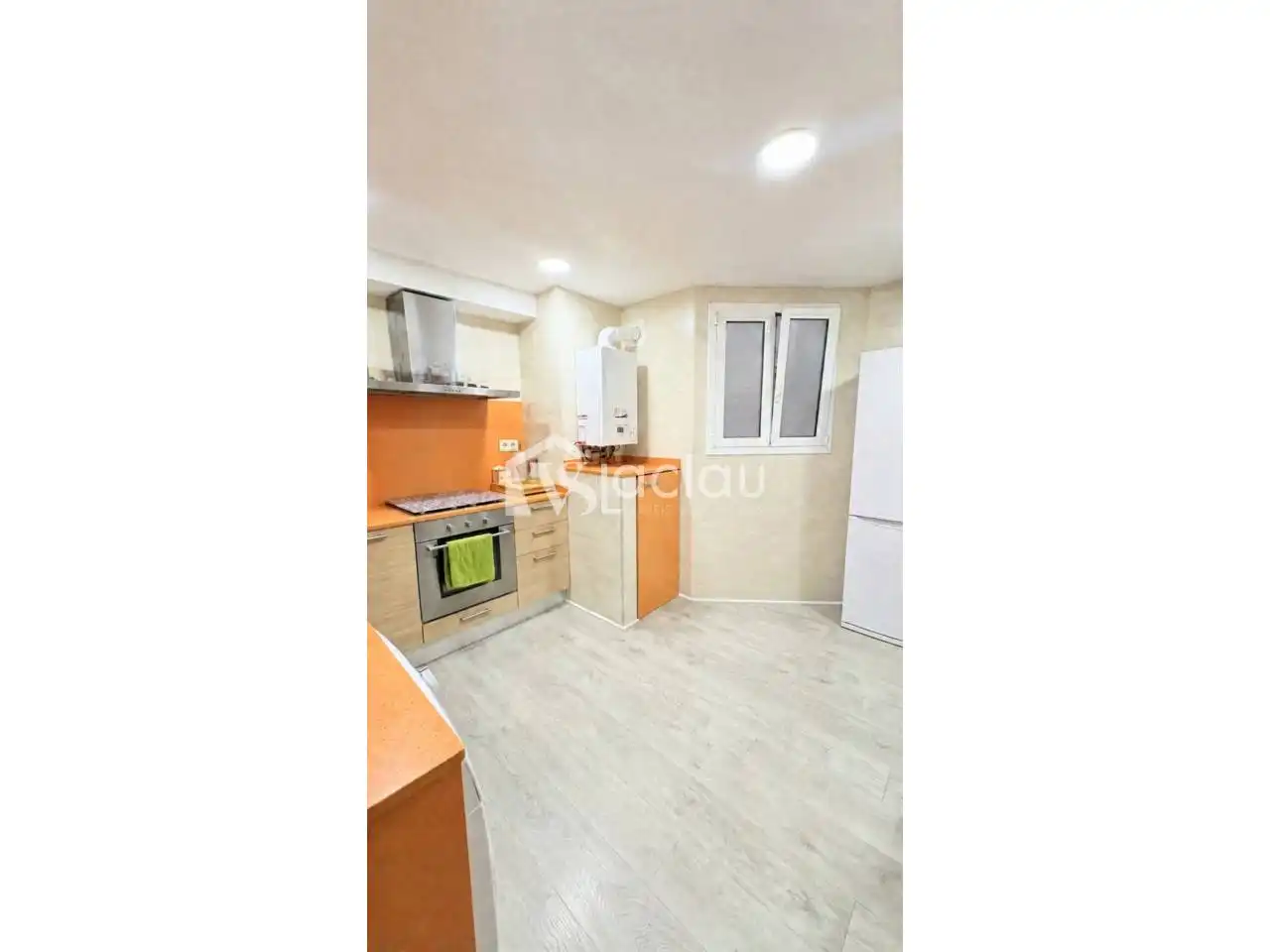 Kitchen of Flat for sale in Esparreguera  with Heating, Parquet flooring and Balcony