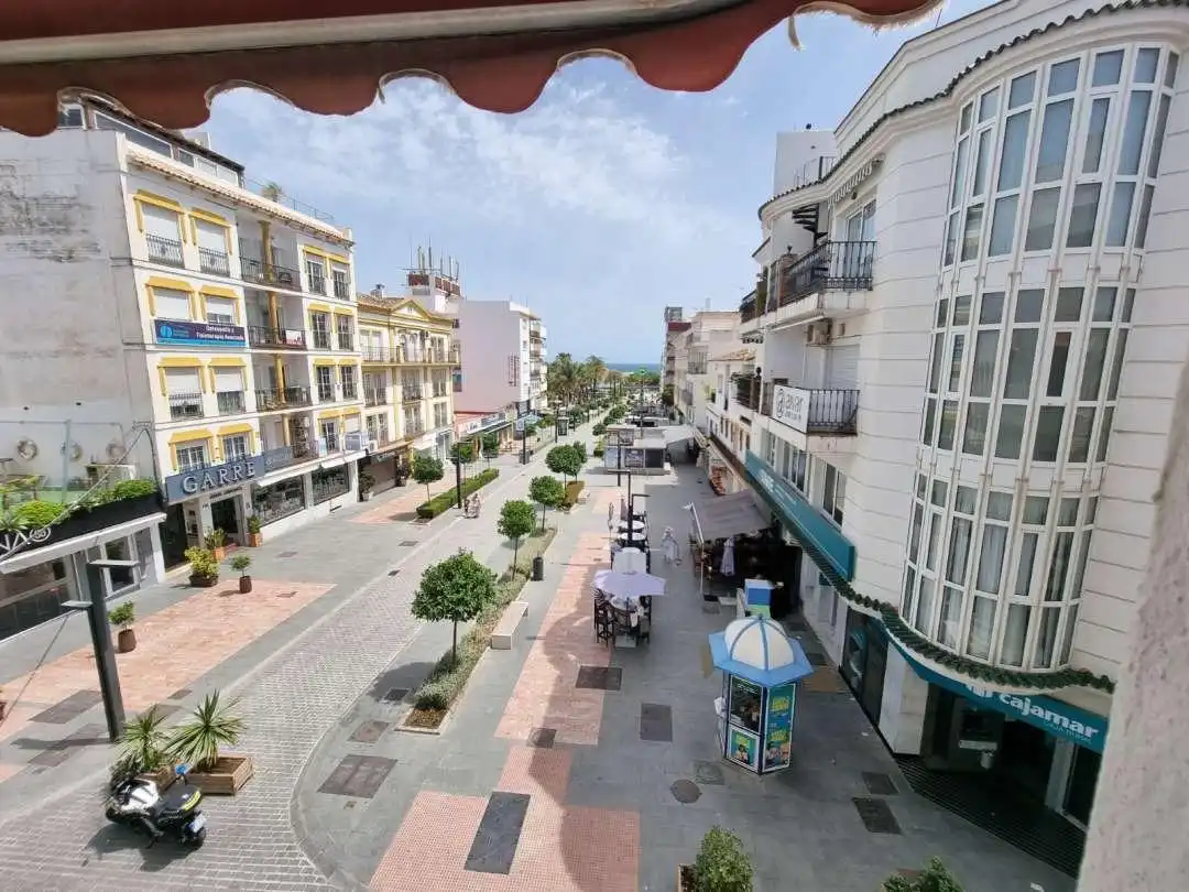 Exterior view of Office for sale in Sanlúcar de Barrameda  with Air Conditioner