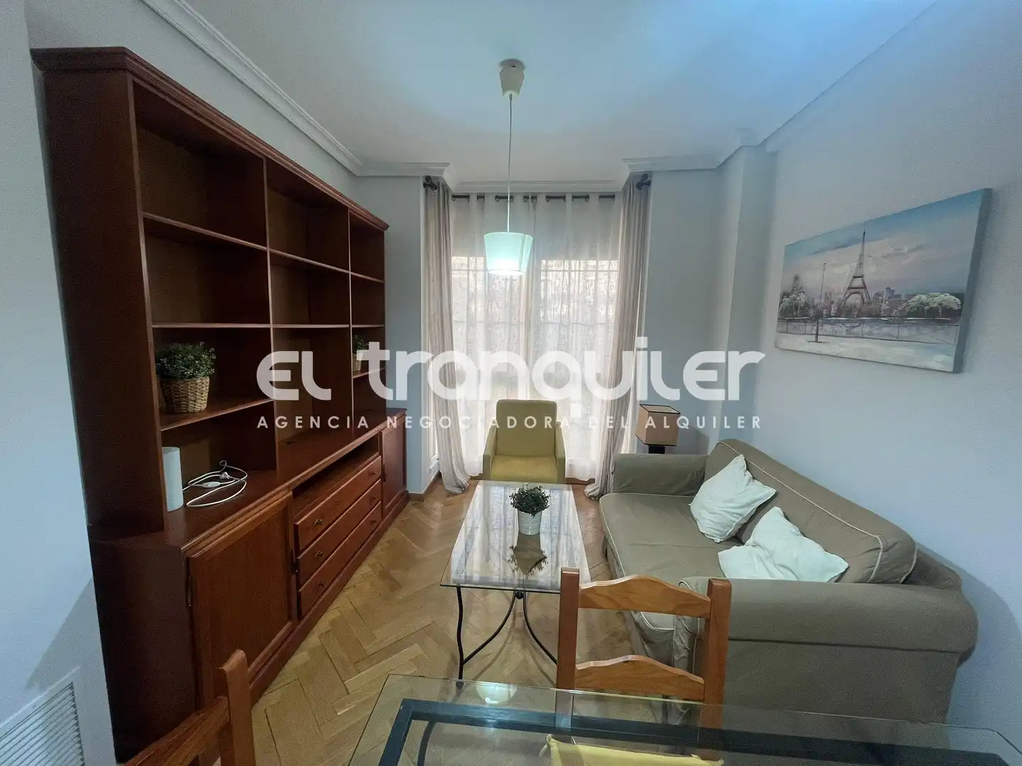 Piso con piscina en alquiler en Calle Sodio
