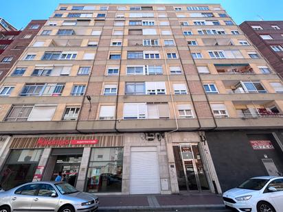 Exterior view of Flat for sale in Valladolid Capital