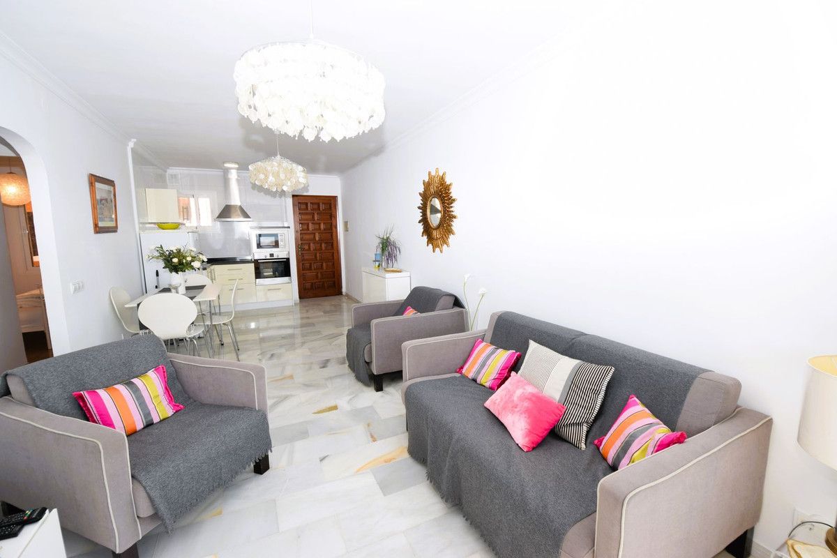 Sala d'estar de Apartament en venda en Mijas amb Terrassa, Piscina i Moblat