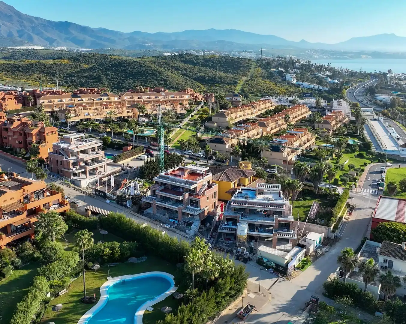 Apartment with pool for sale in Calle Torre de lasal