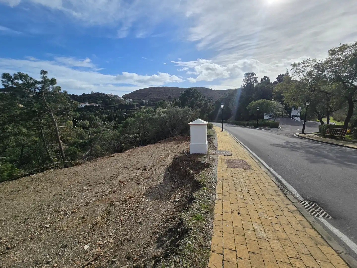 Vista exterior de Casa o chalet en venta en Benahavís con Aire acondicionado, Calefacción y Jardín privado