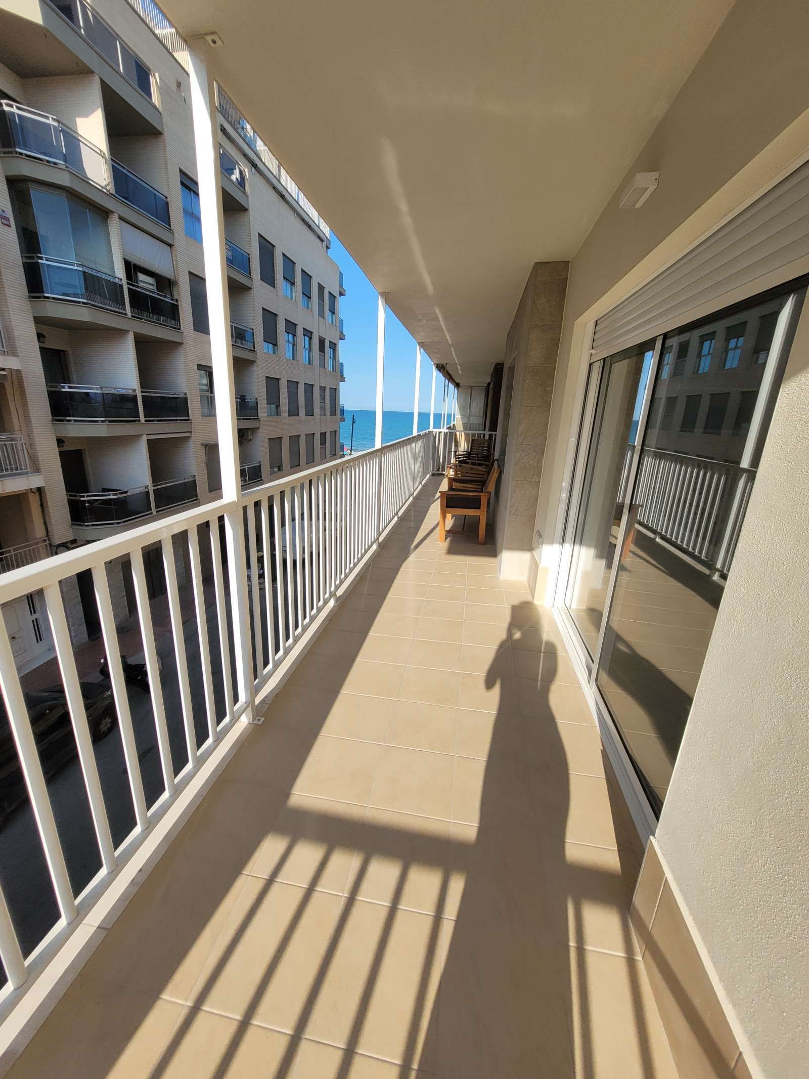 Apartament per a compartir a Guardamar Playa