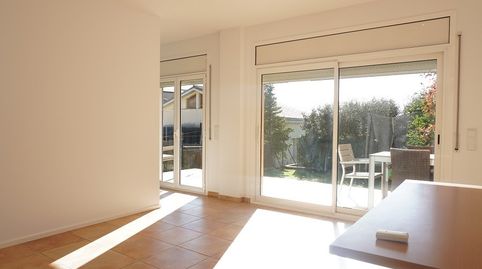 Foto 4 de Casa adosada en venda a Montagut i Oix, Girona