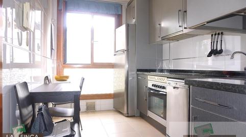 Foto 2 de Pis en venda a Pumarín, Asturias