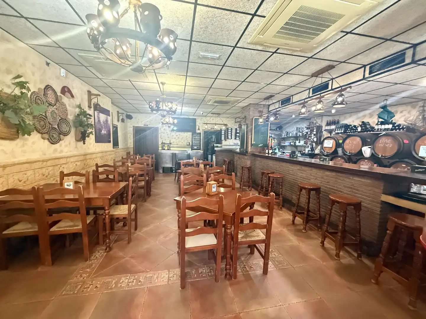 Business premises for sale in Ciudad Jardín - Tagarete - El Zapillo
