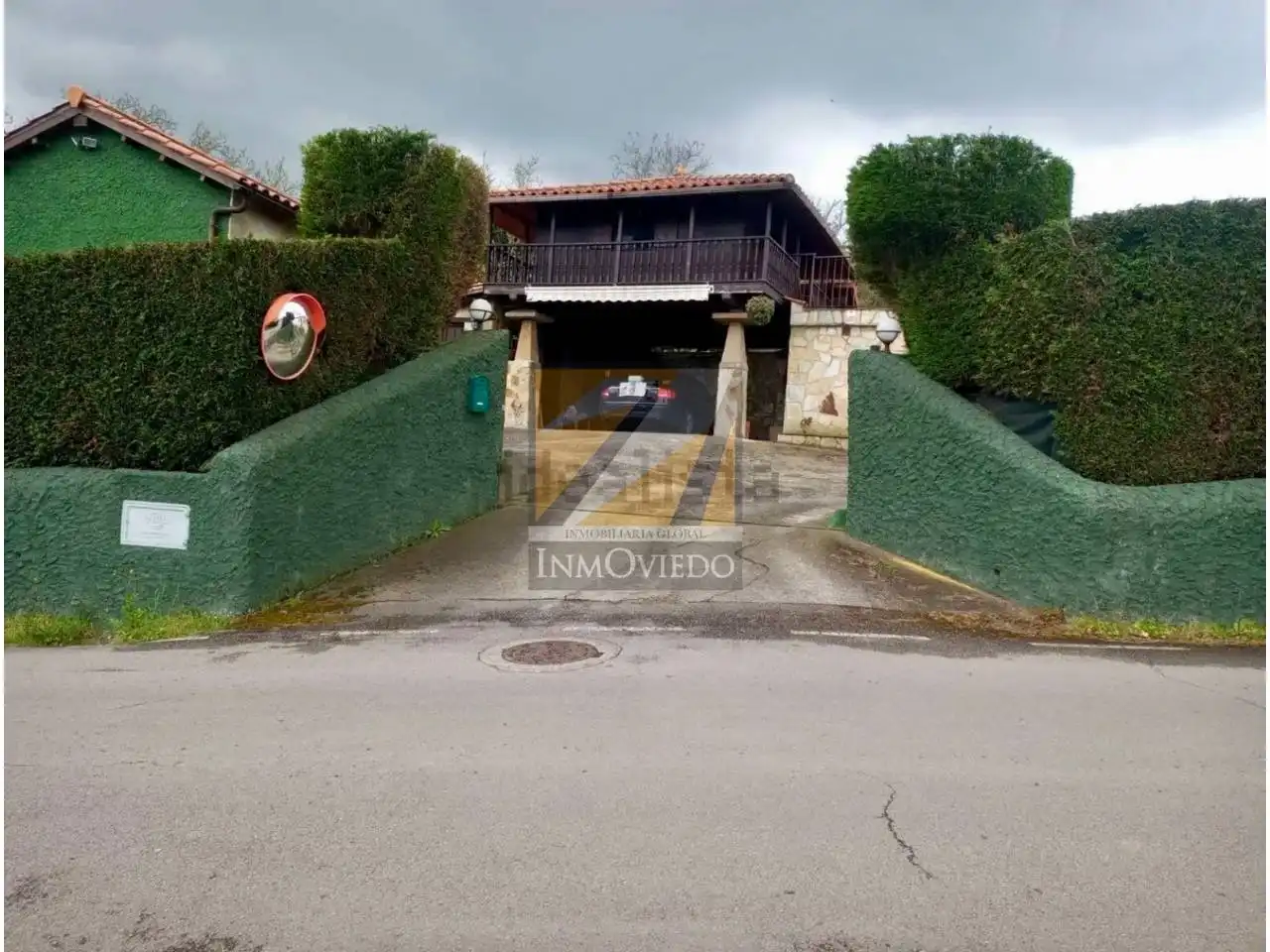 Aparcament de Casa o xalet en venda en Gijón 
