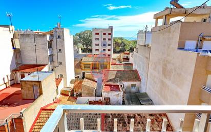 Vista exterior de Apartament en venda en Guardamar del Segura amb Balcó