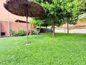 Jardí de Casa o xalet en venda en Alcalá de Henares amb Calefacció, Jardí privat i Terrassa