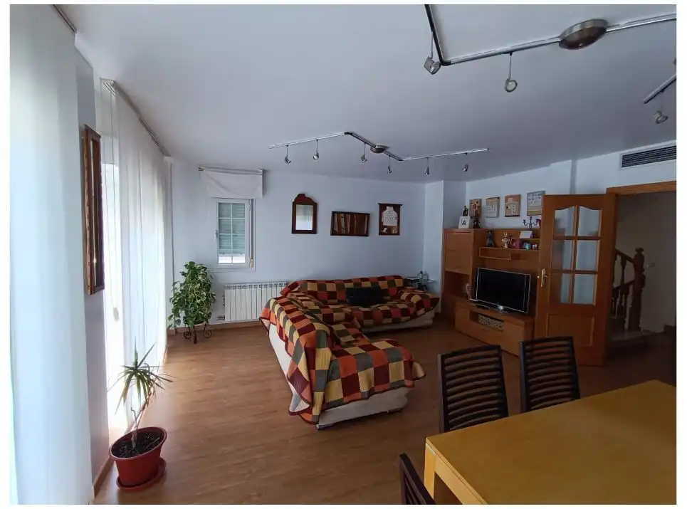 Sala de estar de Casa o chalet en venta en Cadrete con Trastero