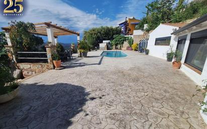 Exterior view of House or chalet for sale in Castellar del Vallès  with Air Conditioner, Heating and Terrace