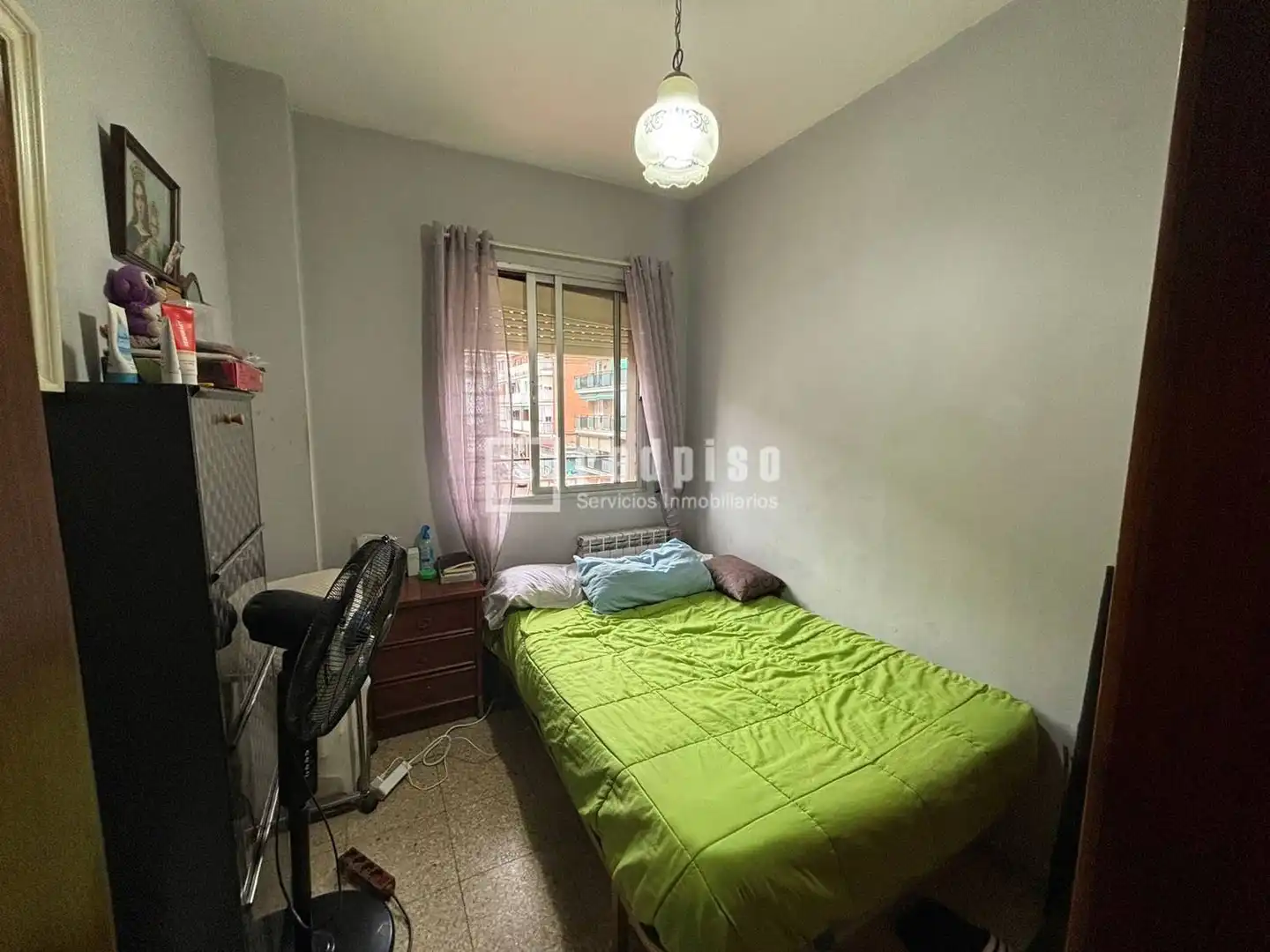 Habitación de Piso en venta en Madrid con Calefacción y Terraza