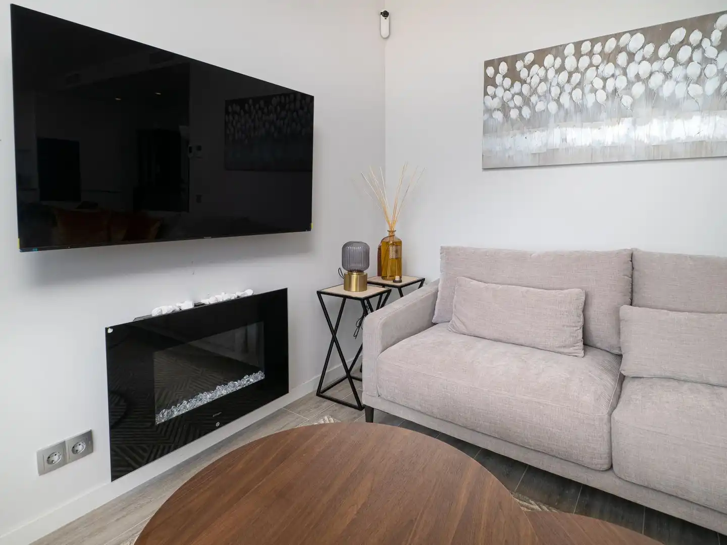 Sala de estar de Ático de alquiler en Estepona con Aire acondicionado, Terraza y Trastero