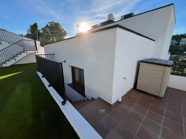 Jardí de Casa o xalet en venda en Calafell amb Aire condicionat, Calefacció i Jardí privat