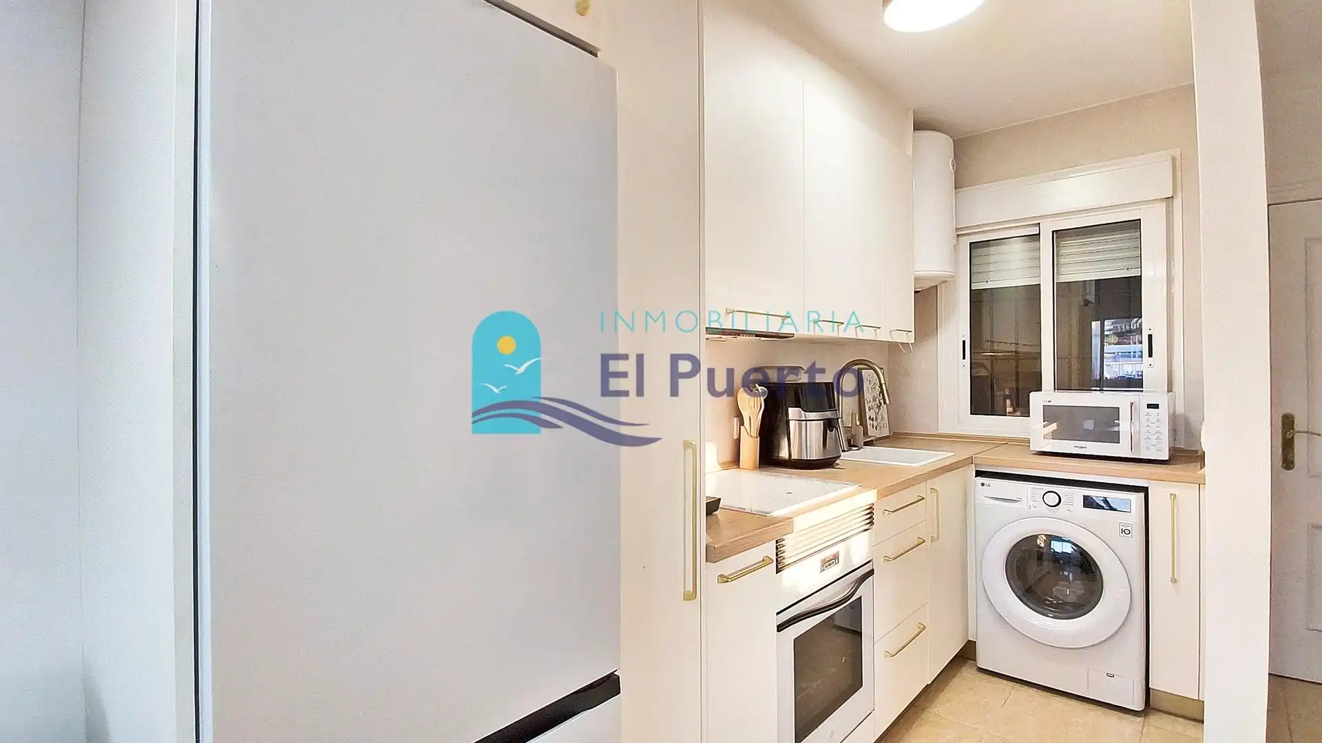 Kitchen of Apartments for sale in Puerto de Mazarrón