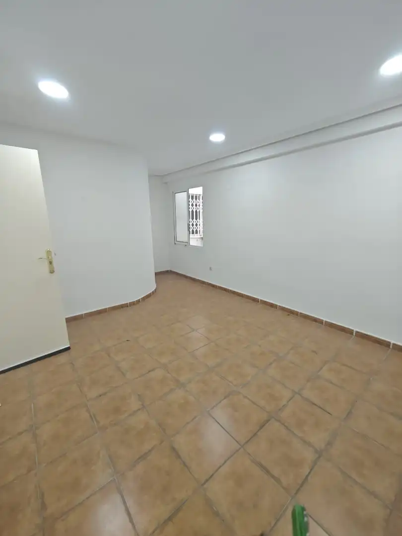 Oficina de alquiler en Alicante / Alacant con Aire acondicionado, Calefacción y Trastero