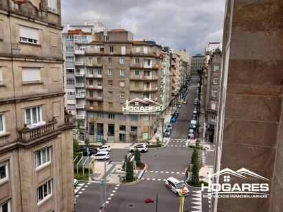 Außenansicht von Wohnung zum verkauf in Vigo  mit Balkon