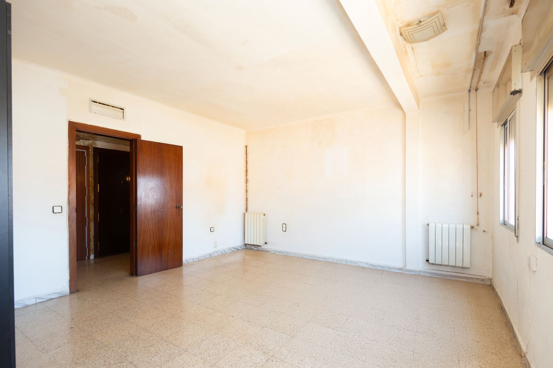 Flat for sale in Sant Boi de Llobregat  with Air Conditioner, Heating and Balcony