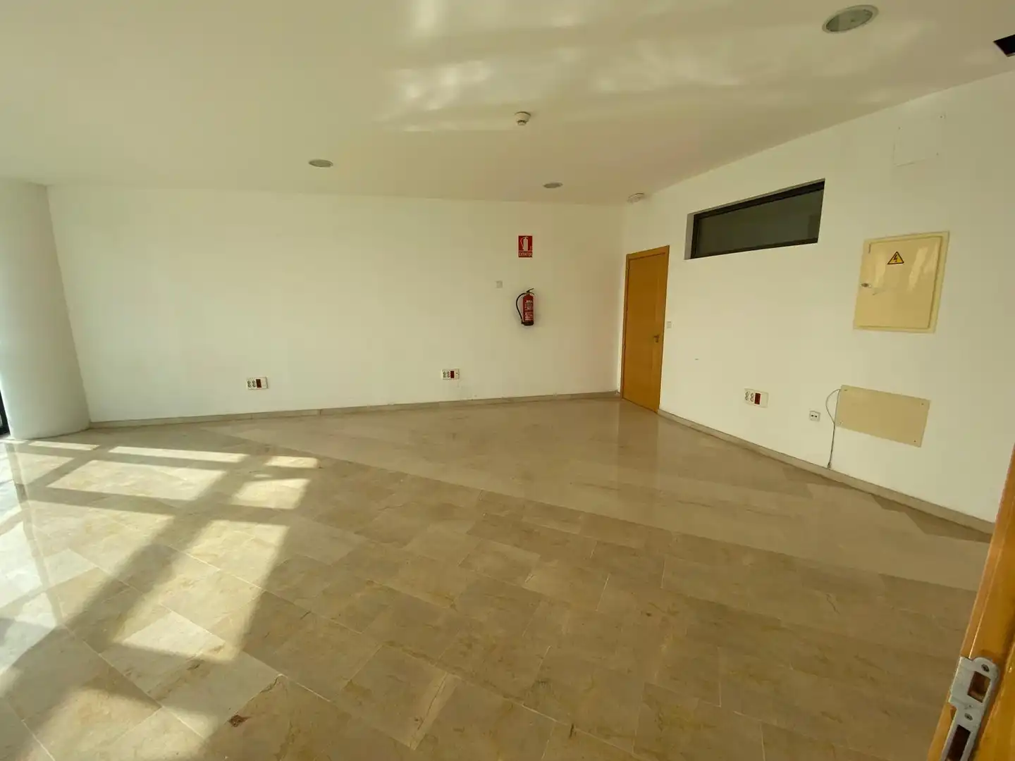 Büro mit Aufzug zur Miete in Los Barrios, imagen 4