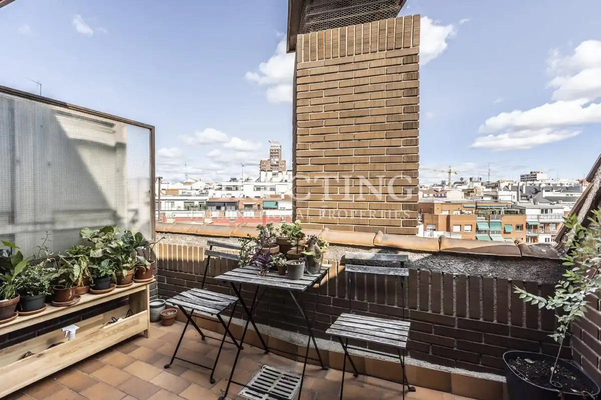 Terrace of Attic for rent in Barrio de Salamanca