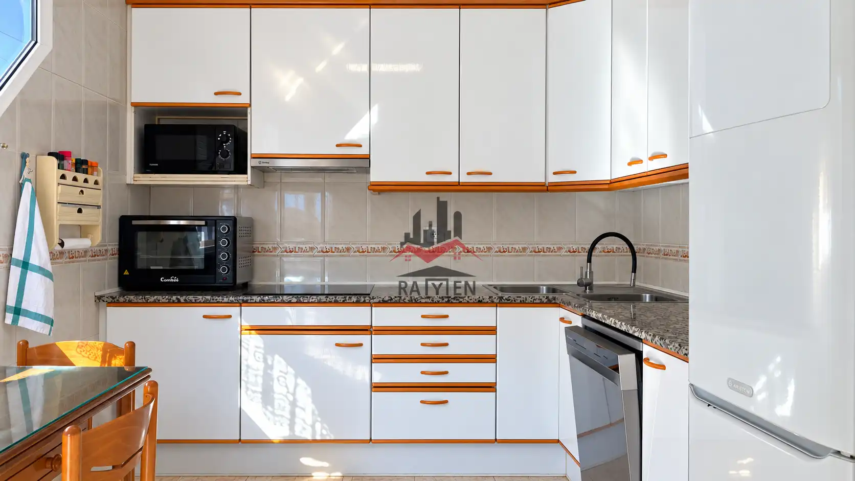 Cocina de Casa adosada en venta en Vilafant con Calefacción, Jardín privado y Terraza