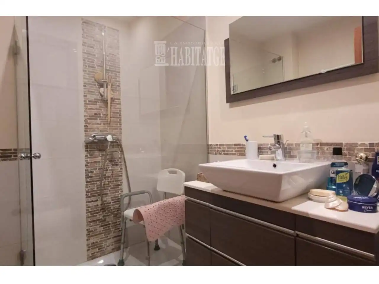 Bany de Edifici en venda en Torelló